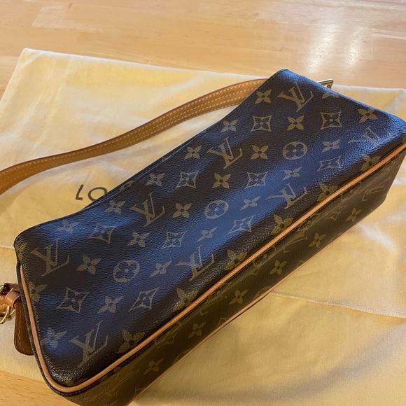 Louis Vuitton 2004 Viva Cite bag - Picture 5 of 13